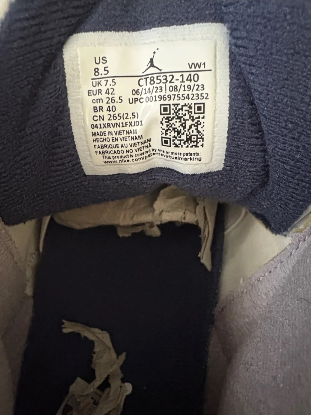 Men’s Nike Air Jordan Retro 3 White/Gray Basketball Shoes no laces preloved